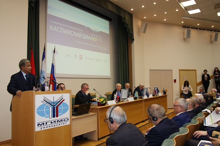 Посол Казахстана в России Имангали Тасмагамбетов принял участие в форуме “Каспийский диалог”