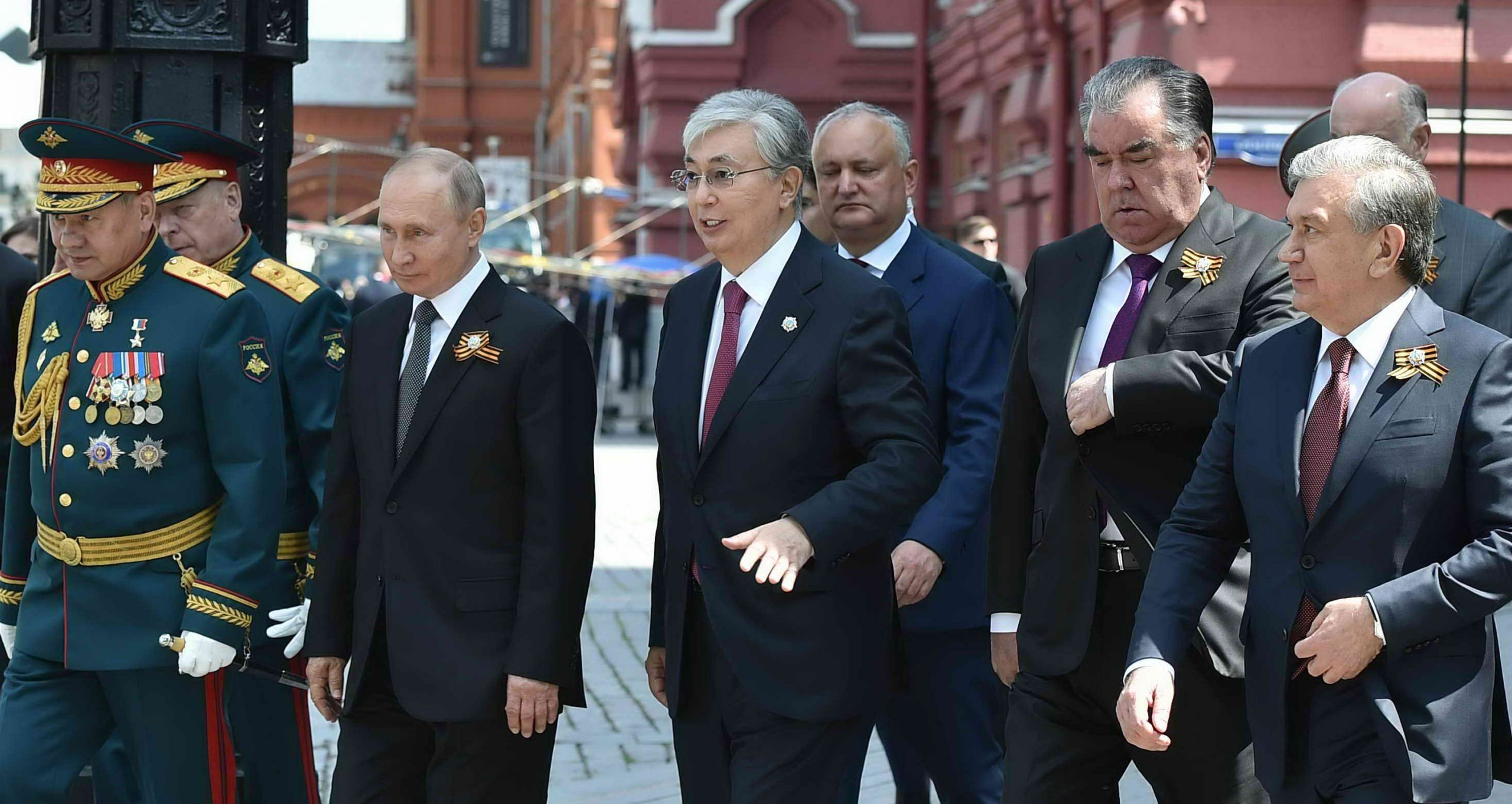 Президент Казахстана Касым-Жомарт Токаев посетил Парад Победы в Москве