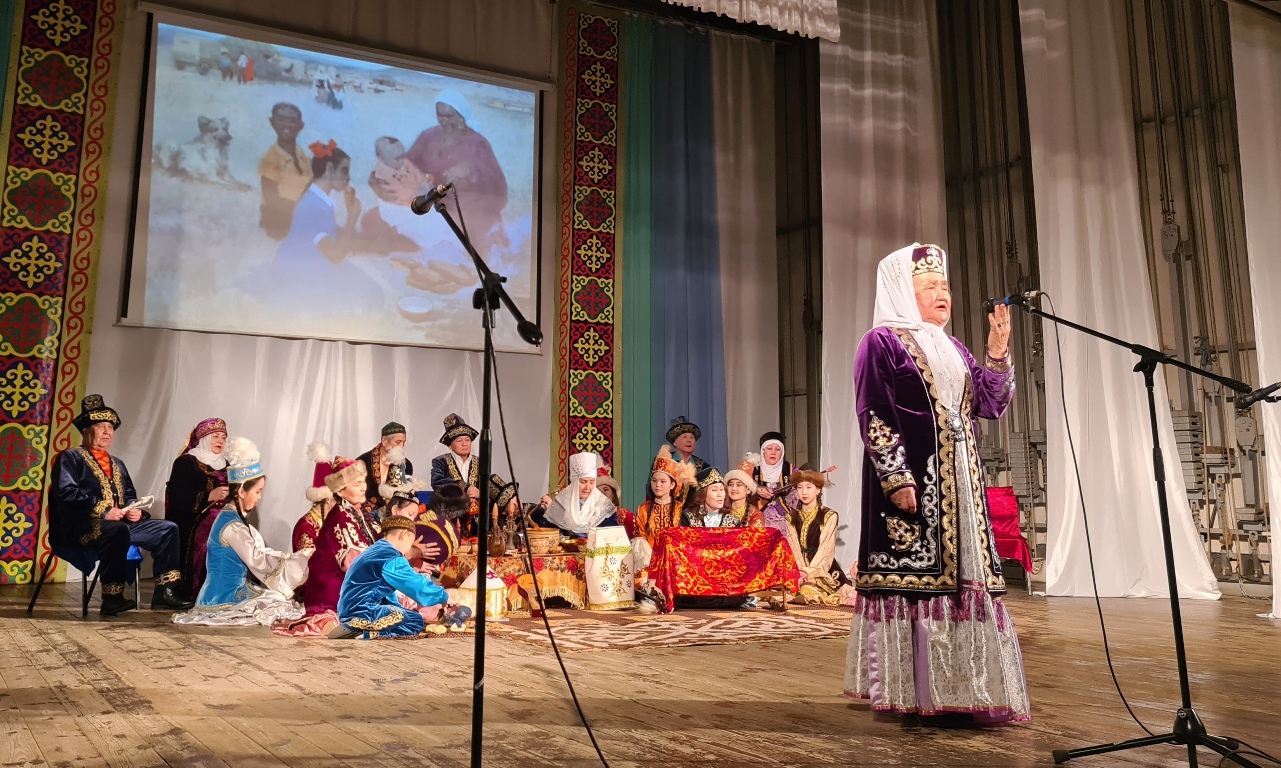 В Омске состоялся концерт народного фольклорно-этнографического ансамбля “Мөлдір”