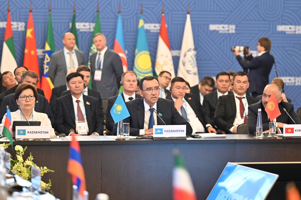 Маулен Ашимбаев принял участие в Парламентском форуме БРИКС