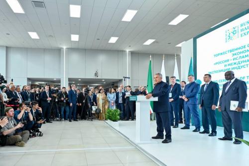 Казахстанская делегация приняла участие в KazanSummit 2023