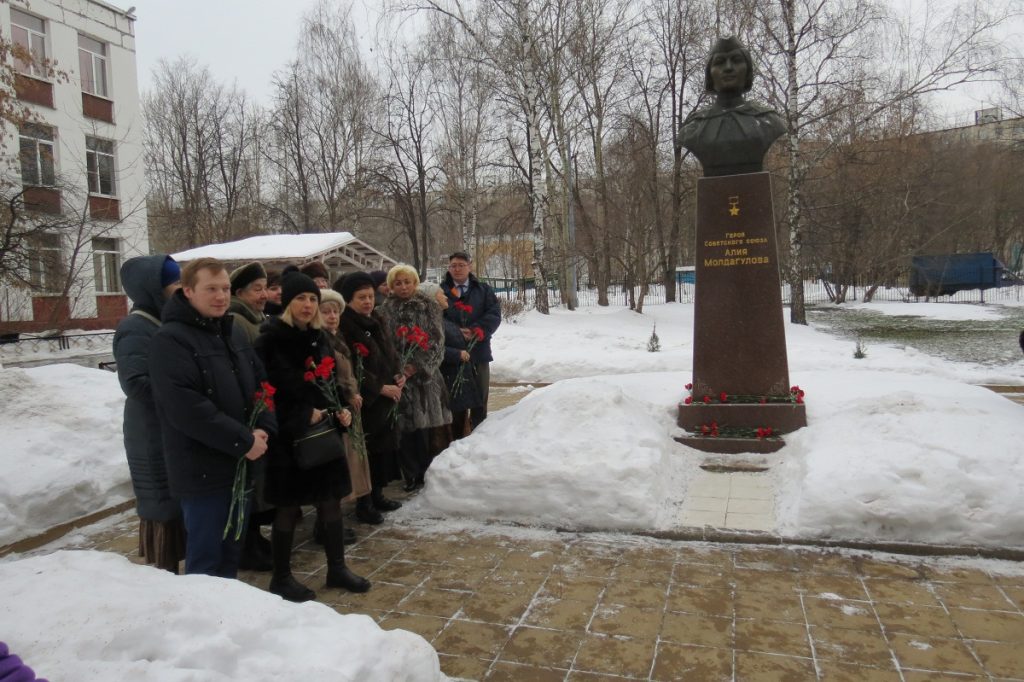 В Москве почтили память Алии Молдагуловой
