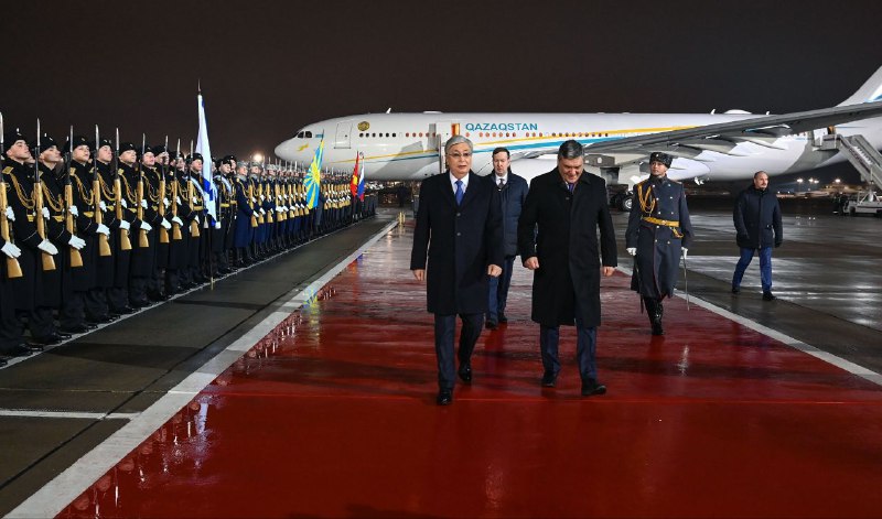 Президент Казахстана прибыл с официальным визитом в Россию
