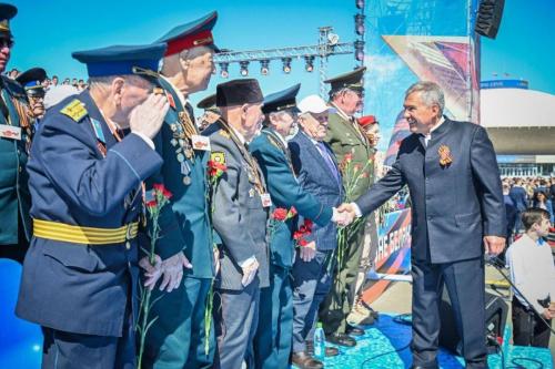 В Казани прошли торжественные мероприятия, посвященные 77-й годовщине Победы