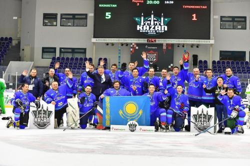 Казахстанские хоккеисты успешно выступили на турнире в Казани